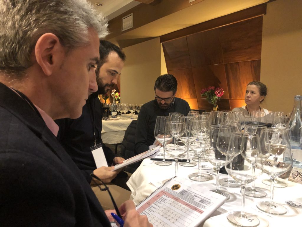 Tercera sesión de cata con los jóvenes vinos y posibles Vignerons 2019